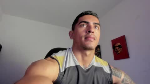 Snapshot of franco_ruiz_ chatting on 04-02-26, 11:52 franco online show from 04-02-26, 11:52