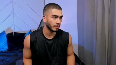 Snapshot of francobanderas1 chatting on 01-12-26, 05:18 FRANCO online show from 01-12-26, 05:18