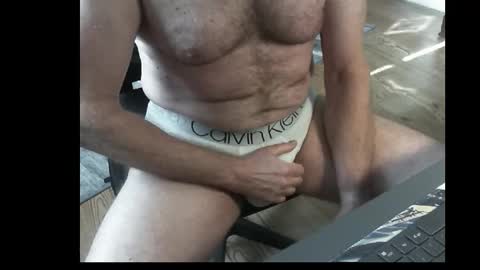 Snapshot of francois4059 chatting on 11-13-25, 12:59 Franois online show from 11-13-25, 12:59