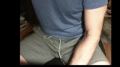 Snapshot of francois4059 chatting on 03-24-26, 05:56 Franois online show from 03-24-26, 05:56