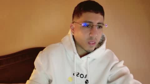 Snapshot of francopizano chatting on 07-14-26, 03:00 Francum online show from 07-14-26, 03:00