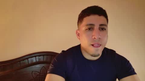 Snapshot of francopizano chatting on 07-16-26, 03:34 Francum online show from 07-16-26, 03:34