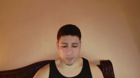 Snapshot of francopizano chatting on 07-22-26, 04:26 Francum online show from 07-22-26, 04:26