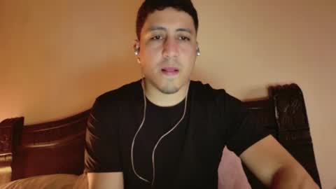 Snapshot of francopizano chatting on 07-24-26, 04:43 Francum online show from 07-24-26, 04:43