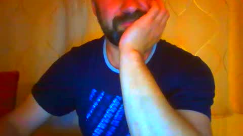 Snapshot of frank84848 chatting on 06-07-26, 08:34 Frank online show from 06-07-26, 08:34