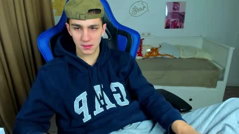 Frank online show from 01-06-26, 05:22