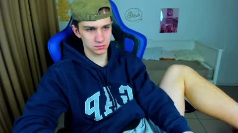 Frank online show from 04-08-26, 04:12