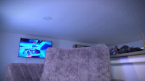 Frank Farrell. Hey remember to give me a thumbs up Ty online show from 10-01-25, 09:43