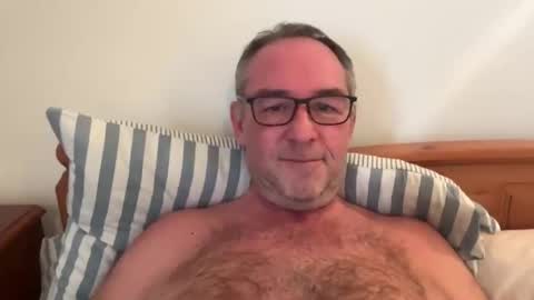 Snapshot of franksgreat chatting on 02-19-26, 10:33 franksgreat online show from 02-19-26, 10:33