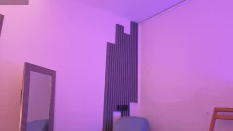 Fransheska online show from 02-25-26, 12:04