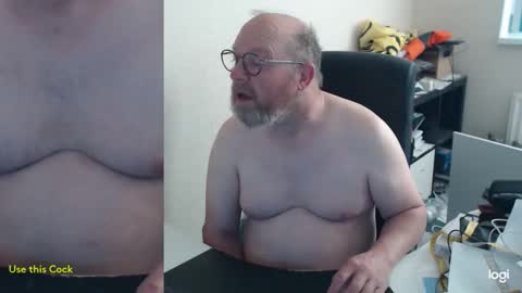 Snapshot of fransje_ chatting on 04-26-26, 05:05 Fransje online show from 04-26-26, 05:05