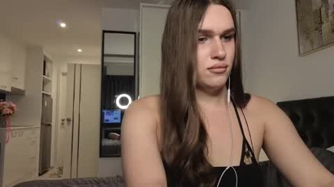 I am franzeva  online show from 06-09-26, 01:01