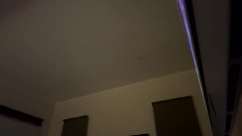 Snapshot of franzmontyhe chatting on 10-16-25, 04:19 franzmontyhe online show from 10-16-25, 04:19