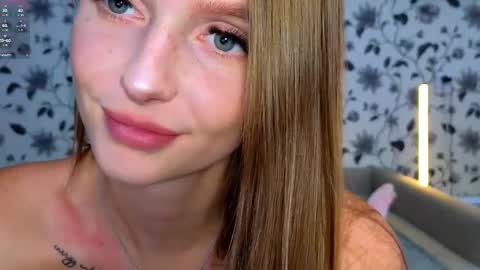 Snapshot of frauchocolate chatting on 01-24-25, 02:51 Alice online show from 01-24-25, 02:51