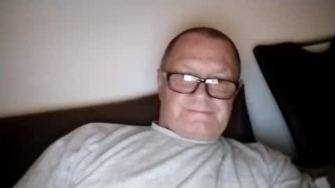 Wolfi online show from 09-18-25, 06:26