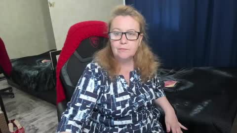 FrauMartha online show from 04-17-26, 01:14