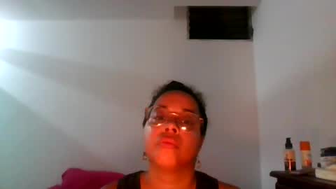 Snapshot of freakjawn1992 chatting on 06-25-26, 08:52 FreakJawn online show from 06-25-26, 08:52