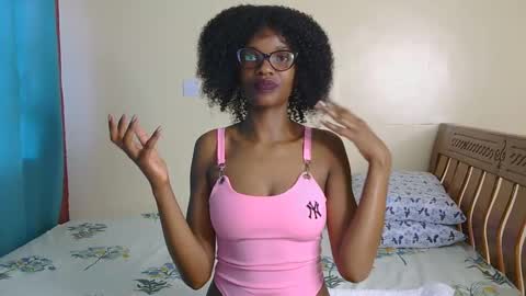 Snapshot of freakky_nessa chatting on 12-08-24, 06:22 Nessa-Independent model online show from 12-08-24, 06:22
