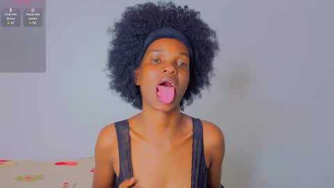 Snapshot of freakky_nessa chatting on 11-17-25, 06:14 Nessa-Independent model online show from 11-17-25, 06:14