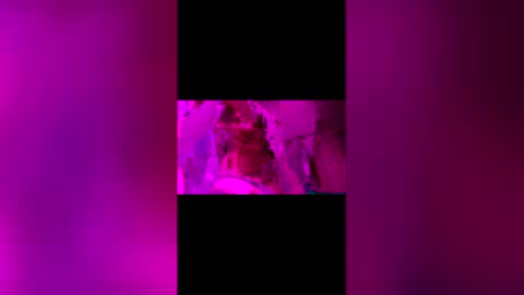 Snapshot of freaktwink420 chatting on 12-15-25, 08:51 Squirrel twink online show from 12-15-25, 08:51