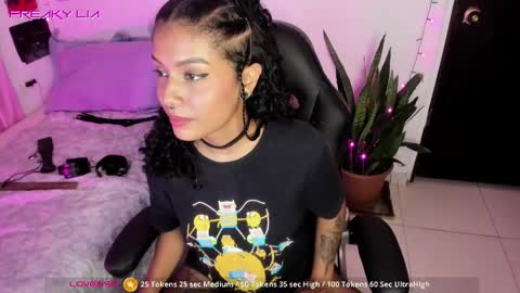 Lia Gomez online show from 03-07-25, 02:04