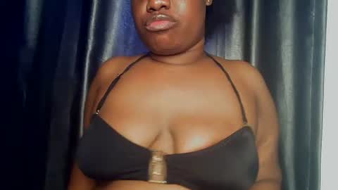 Snapshot of freaky_slut5 chatting on 04-19-26, 11:53 freaky slut5 online show from 04-19-26, 11:53