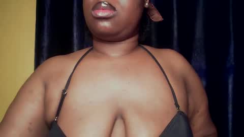 Snapshot of freaky_slut5 chatting on 05-20-26, 04:40 freaky slut5 online show from 05-20-26, 04:40