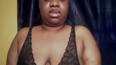 Snapshot of freaky_slut5 chatting on 05-24-26, 04:28 freaky slut5 online show from 05-24-26, 04:28