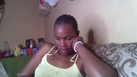 Snapshot of freaky_sony chatting on 11-21-25, 03:44 Sony online show from 11-21-25, 03:44