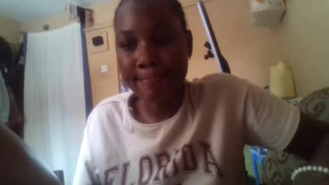 Snapshot of freaky_sony chatting on 11-26-25, 09:54 Sony online show from 11-26-25, 09:54