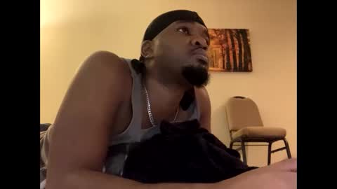 Snapshot of freakybubba chatting on 12-24-24, 07:55 Freakybubba online show from 12-24-24, 07:55