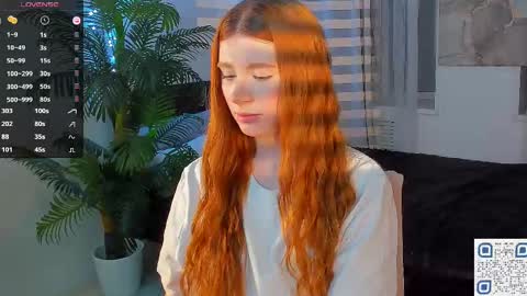 Snapshot of freckle_diyana chatting on 02-24-25, 01:46 Diyana online show from 02-24-25, 01:46