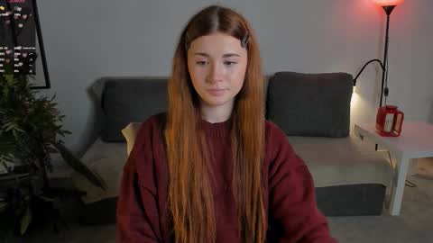 Snapshot of freckle_diyana chatting on 11-09-25, 09:35 Diyana online show from 11-09-25, 09:35