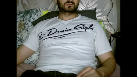 Snapshot of fred4games77 chatting on 05-12-26, 01:30 fred online show from 05-12-26, 01:30
