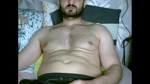 Snapshot of fred4games77 chatting on 05-13-26, 01:30 fred online show from 05-13-26, 01:30