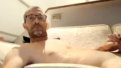 Snapshot of fred77720 chatting on 06-24-26, 10:09 fred77720 online show from 06-24-26, 10:09