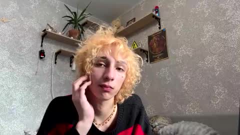 Snapshot of fred_bucks chatting on 02-20-26, 08:16 fred bucks online show from 02-20-26, 08:16