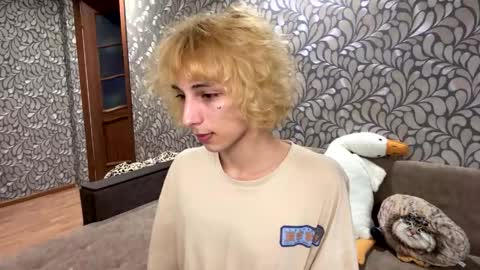 fred bucks online show from 04-19-26, 01:32