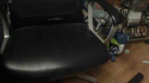 Snapshot of freddy037 chatting on 03-24-26, 04:45 freddy037 online show from 03-24-26, 04:45