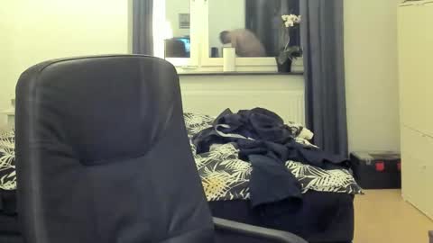 Snapshot of fredrik386959 chatting on 01-19-25, 04:36 Fredrik online show from 01-19-25, 04:36