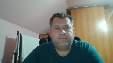 freeboy80180 online show from 12-12-24, 06:21