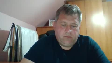 freeboy80180 online show from 10-27-25, 04:22