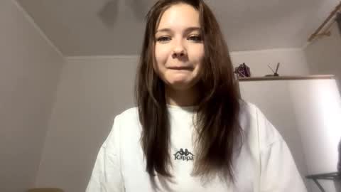 Snapshot of freedabierbrauer chatting on 03-01-26, 09:44 Jenny online show from 03-01-26, 09:44