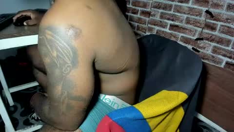 Snapshot of freedom_24 chatting on 07-09-26, 09:19 shakur online show from 07-09-26, 09:19
