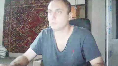 Snapshot of freeeman90 chatting on 07-06-26, 06:32 freeeman90 online show from 07-06-26, 06:32