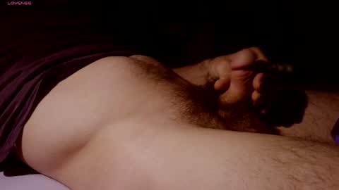 Snapshot of freemy_cebwam chatting on 04-27-26, 09:13 Duckmysick online show from 04-27-26, 09:13