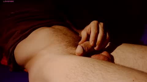 Snapshot of freemy_cebwam chatting on 05-24-26, 11:32 Duckmysick online show from 05-24-26, 11:32