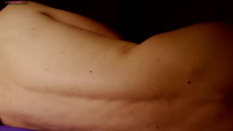 Snapshot of freemy_cebwam chatting on 05-27-26, 01:57 Duckmysick online show from 05-27-26, 01:57