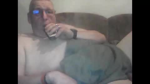 Snapshot of frefredo chatting on 04-19-26, 08:11 fred online show from 04-19-26, 08:11