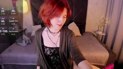 Snapshot of freirene chatting on 10-15-25, 02:06 Freirene online show from 10-15-25, 02:06